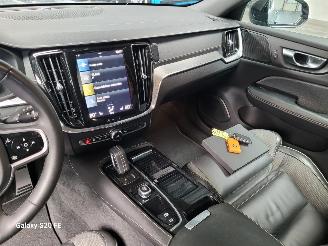 Volvo V-60 2.0 T6 Plug-In-Hybrid Automaat AWD R-DESIGN picture 26