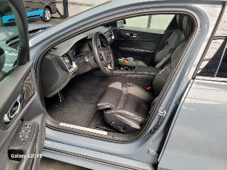 Volvo V-60 2.0 T6 Plug-In-Hybrid Automaat AWD R-DESIGN picture 22