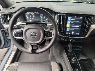 Volvo V-60 2.0 T6 Plug-In-Hybrid Automaat AWD R-DESIGN picture 25