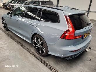 Volvo V-60 2.0 T6 Plug-In-Hybrid Automaat AWD R-DESIGN picture 2