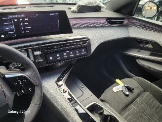 Peugeot 3008 Plug-In-Hybrid 1.6 143-KW Automaat GT-Line picture 20