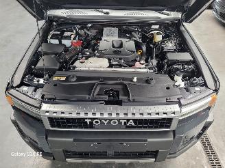 Toyota Landcruiser 2.8 D-4D 151-KW Automaat 4-WD Grijs Kenteken picture 16