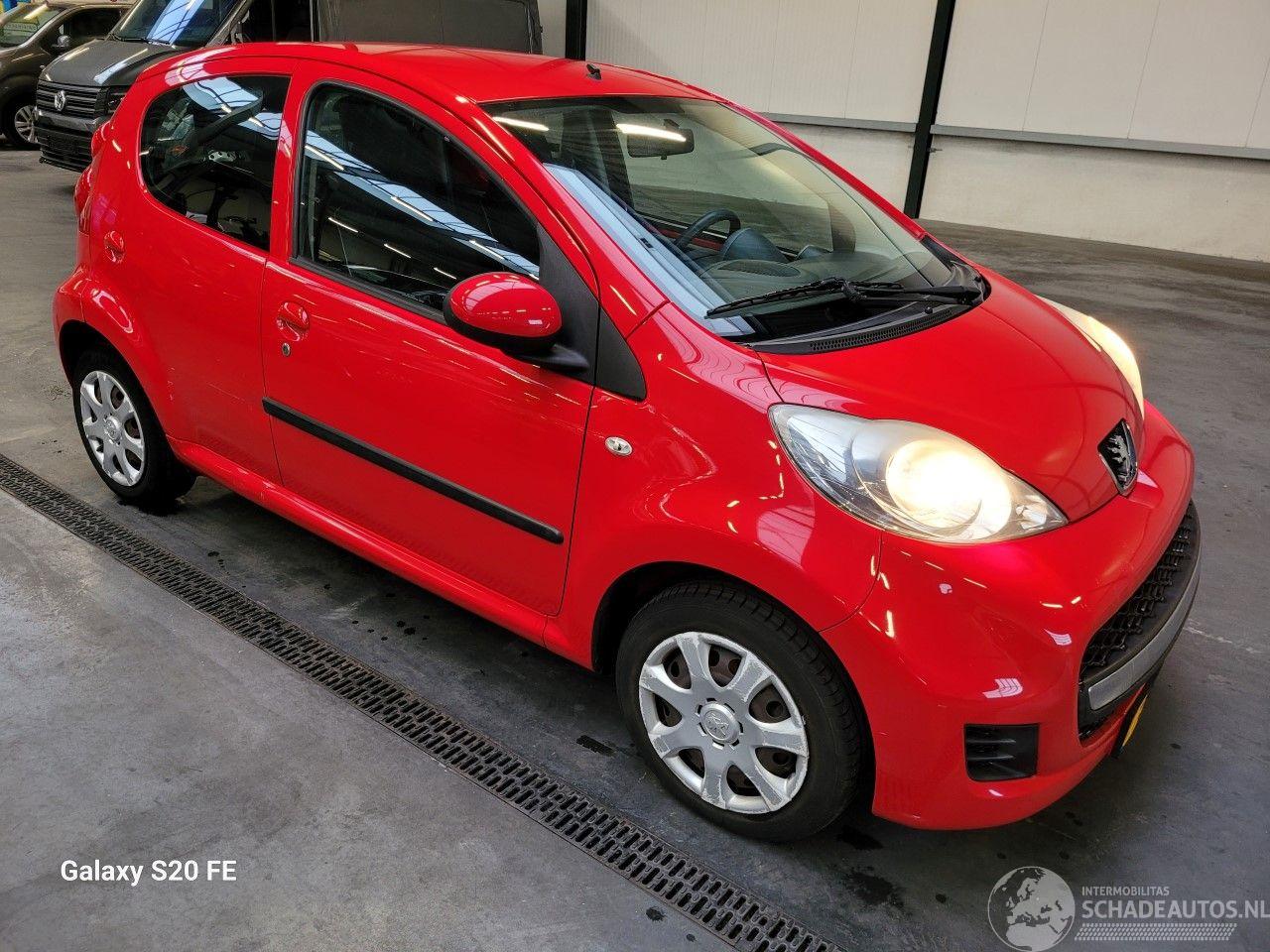 Peugeot 107 1.0i-12v 50-KW XS 5drs