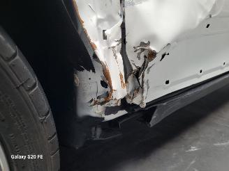 Kia EV3 150-KW 81.4kwh Automaat Panoramadak picture 10