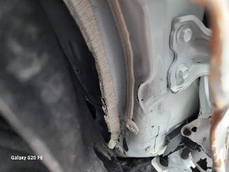 Kia EV3 150-KW 81.4kwh Automaat Panoramadak picture 11