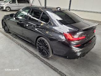 BMW 3-serie 320i Limo 135-KW Automaat M-SPORT picture 2