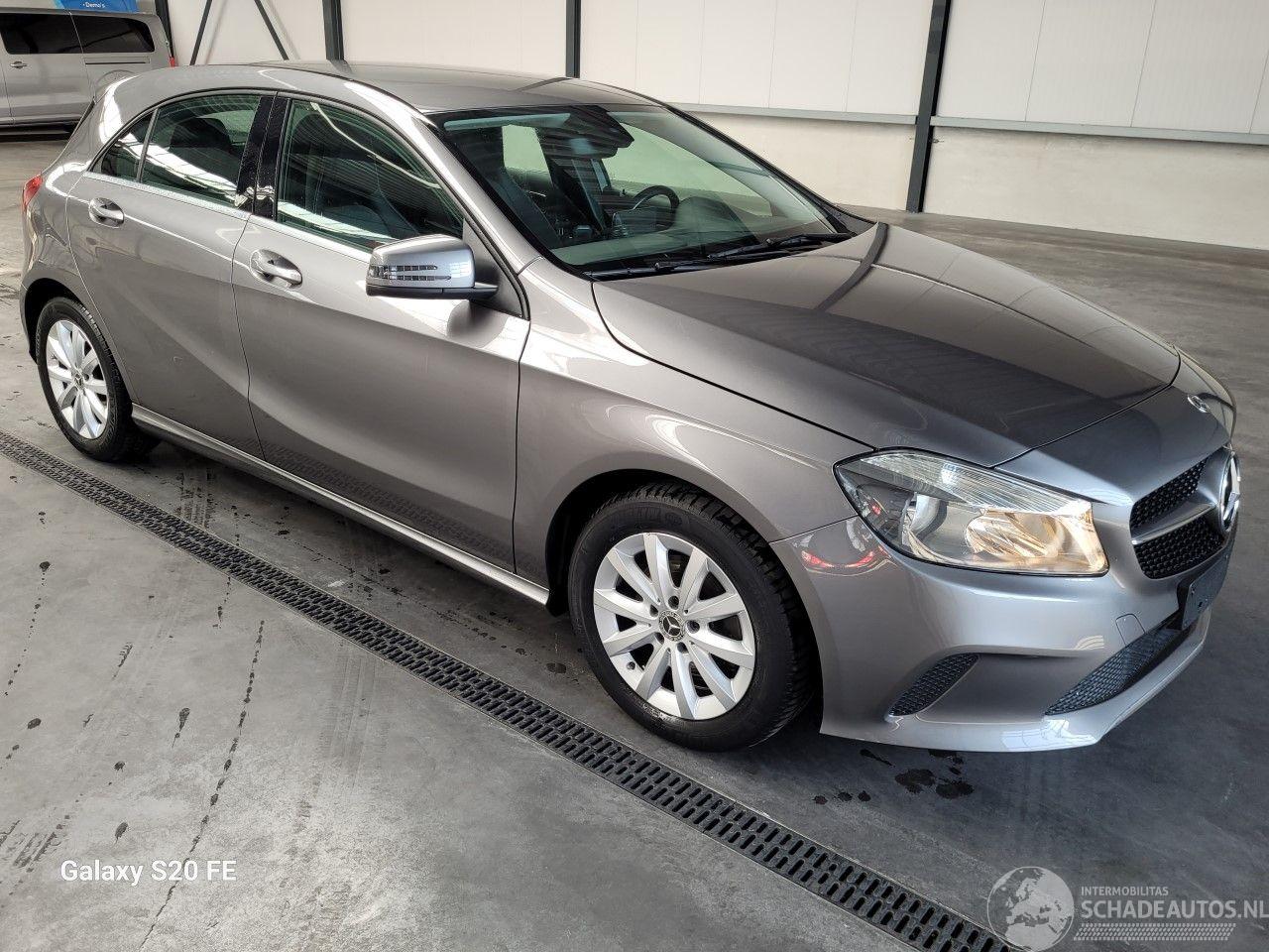 Mercedes A-klasse 180 Automaat 90-KW 5drs Urban