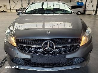 Mercedes A-klasse 180 Automaat 90-KW 5drs Urban picture 13