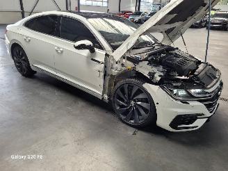 Volkswagen Arteon 2.0 TDi 176-KW DSG 4-MOTION R-LINE picture 3