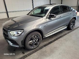 damaged passenger cars Mercedes GLE 300de Coupe 225-KW Automaat 4-MATIC AMG 2022/3