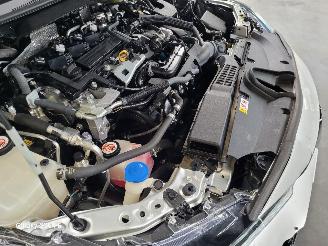 Toyota Corolla Touring Sports 2.0 Hybrid 112-KW Automaat picture 12