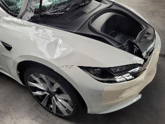 Tesla Model 3 Dual Motor 366-KW Automaat AWD picture 4