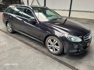 uszkodzony samochody osobowe Mercedes E-klasse 220 CDi Estate 125-KW Automaat Avantgarde 2014/5