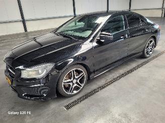 Vaurioauto  passenger cars Mercedes Cla-klasse 250 Coupe 155-KW Automaat AMG 2014/4