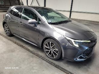 Auto incidentate Toyota Corolla Hybrid 1.8 72-KW Automaat 5drs Panoramadak 2023/5