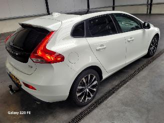 Volvo V-40 1.5 T3 112-KW Automaat 5drs Panoramadak picture 2