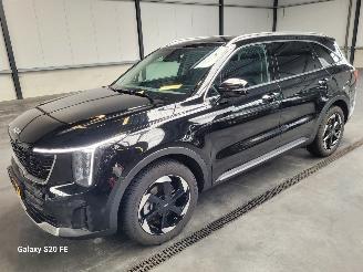 Vaurioauto  passenger cars Kia Sorento PHEV 1.6 T-GDi 132-KW Automaat AWD 7-Persoons 2024/7