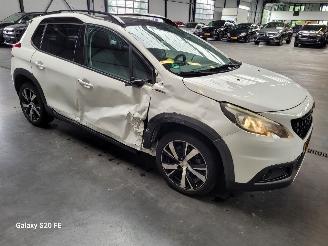 Peugeot 2008 BLUE 1.5 HDi 55-KW GT-Line Panoramadak picture 4