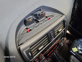 BMW 1-serie 120i Automaat 135-KW High Executive 5drs picture 17