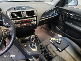BMW 1-serie 120i Automaat 135-KW High Executive 5drs picture 15