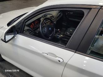 BMW 1-serie 120i Automaat 135-KW High Executive 5drs picture 2
