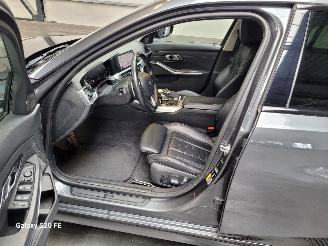 BMW 3-serie 330e Limo 215-KW Automaat High-Executive picture 17