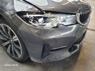 BMW 3-serie 330e Limo 215-KW Automaat High-Executive picture 7