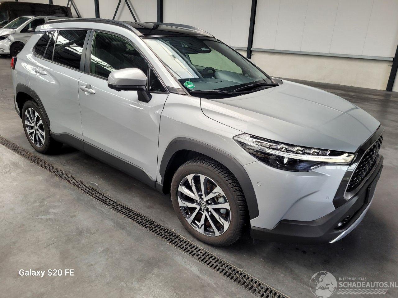 Toyota Corolla Cross Hybrid 2.0 112-KW Automaat AWD Panoramadak