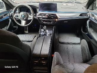 BMW 5-serie 530e Limo 215-KW Automaat M-SPORT Facelift picture 19