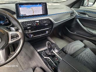 BMW 5-serie 530e Limo 215-KW Automaat M-SPORT Facelift picture 22