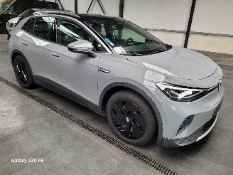 Vaurioauto  passenger cars Volkswagen ID.4 Pro 150-KW 77kwh Automaat Elektrisch 5drs 2023/6