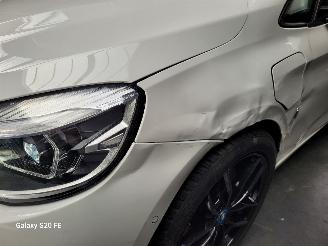 BMW 2-serie Active Tourer 225xe 100-KW Automaat Plug-In-Hybrid picture 8