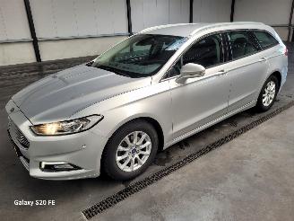 Unfallwagen Ford Mondeo Wagon 1.5 EcoBoost 118-KW 6-Bak Titanium 2016/4
