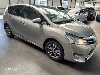 Toyota Verso 1.8 VVT-i 108-KW 6-Bak Business Panoramadak picture 3