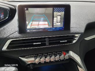 Peugeot 5008 PureTech 1.2 96-KW Automaat 7-Persoons picture 24