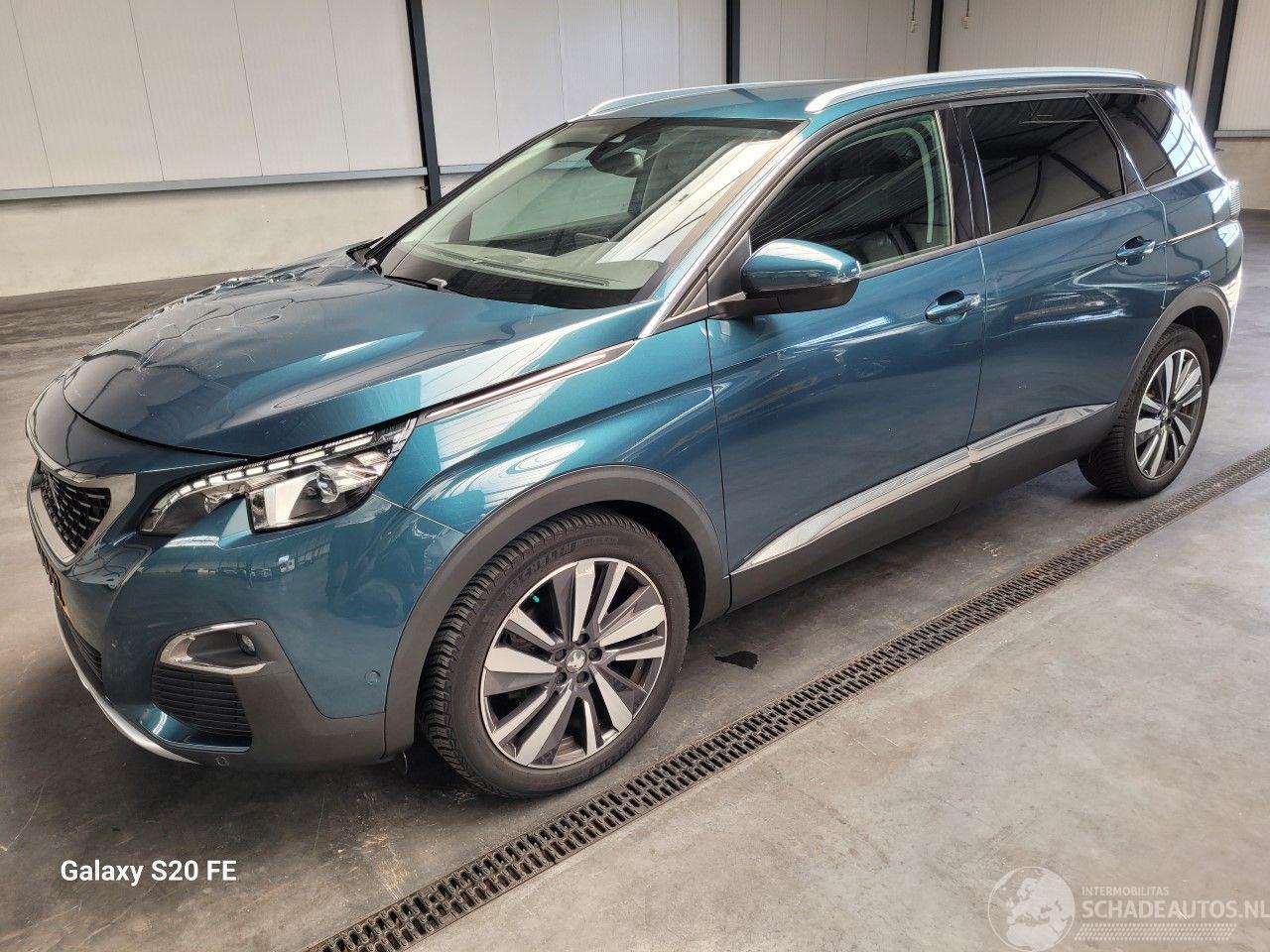 Peugeot 5008 PureTech 1.2 96-KW Automaat 7-Persoons