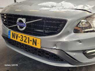 Volvo V-60 1.5 T3 112-KW Automaat R-DESIGN picture 8