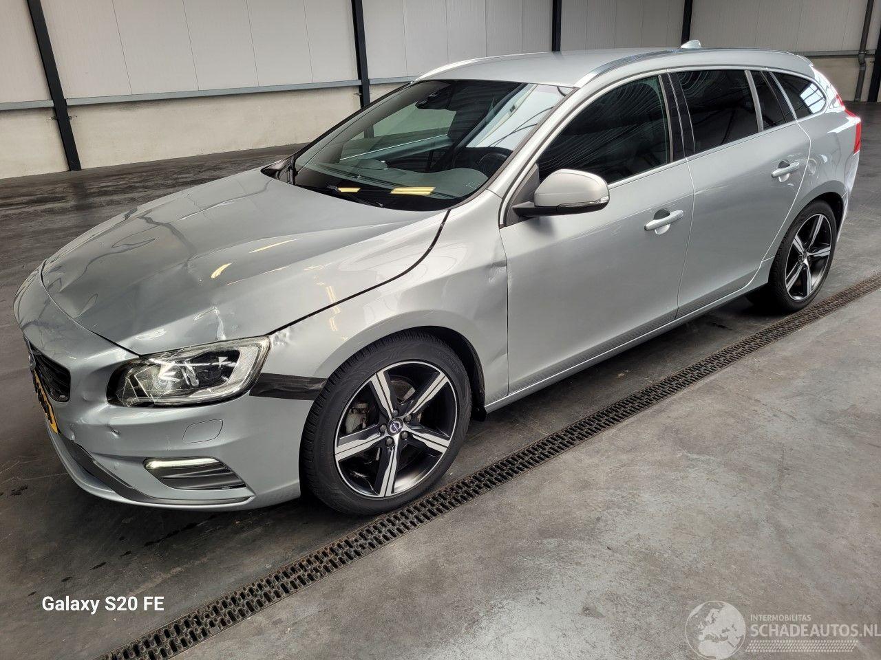 Volvo V-60 1.5 T3 112-KW Automaat R-DESIGN