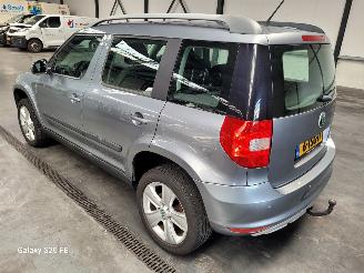 Skoda Yeti 1.2 TSi 77-KW DSG 5drs picture 2