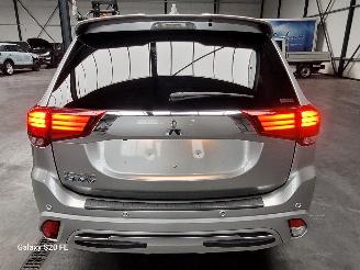 Mitsubishi Outlander 2.4 PHEV 99-KW Automaat AWD Plug-In-Hybrid picture 15