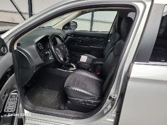 Mitsubishi Outlander 2.4 PHEV 99-KW Automaat AWD Plug-In-Hybrid picture 17
