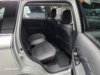 Mitsubishi Outlander 2.4 PHEV 99-KW Automaat AWD Plug-In-Hybrid picture 16
