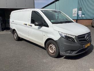 Mercedes Vito 110 CDi picture 3