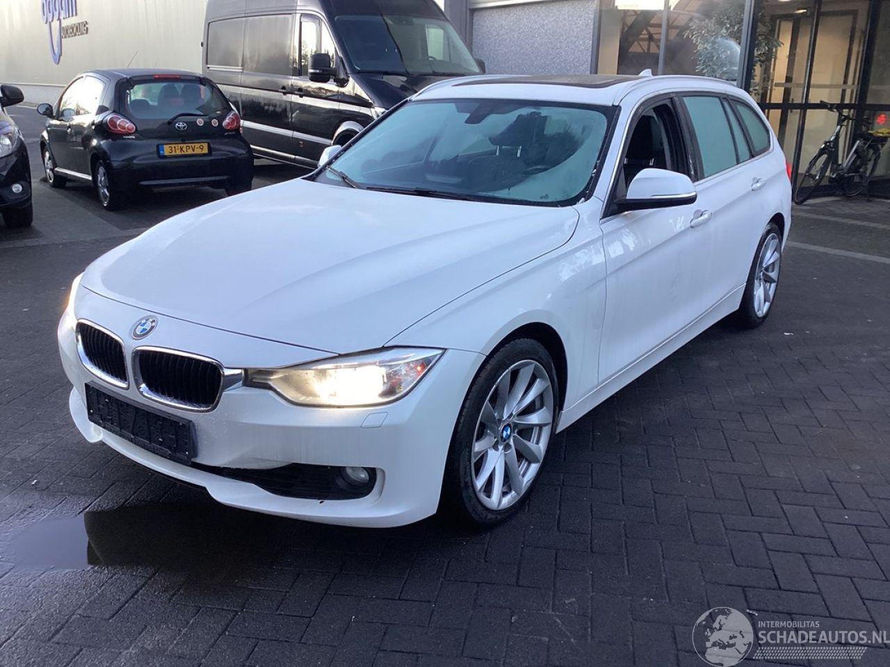 BMW 3-serie 320i High Executive
