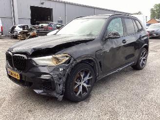 Damaged car BMW X5 xDrive45e Executive 2021/7