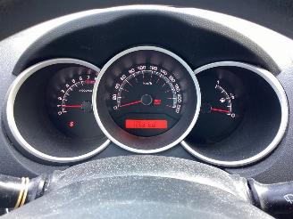 Kia Venga 1.4 CVVT 16V picture 9