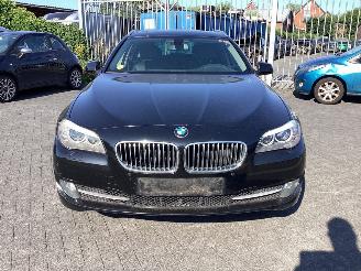 BMW 5-serie 520 D high Executive picture 2