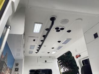Mercedes Sprinter 319 CDI Ambulance picture 14