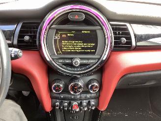 Mini Cooper 1.5 12V picture 13