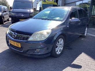 Coche accidentado Opel Astra 16 16V 2007/8